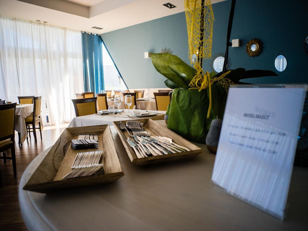 Hotel Select Atessa Eksteriør billede