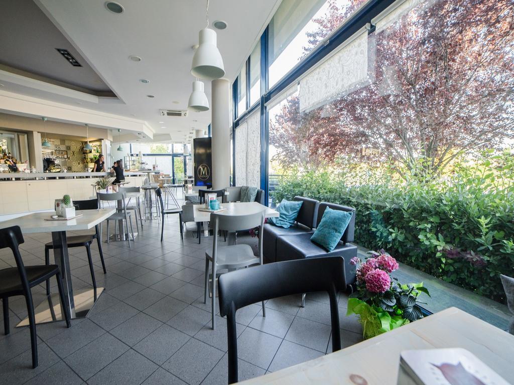 Hotel Select Atessa Eksteriør billede